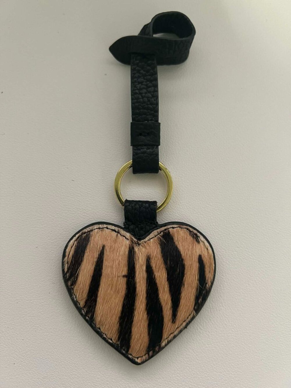 NWOT Corder London Leather Animal Print Heart Bag Charm Key Ring